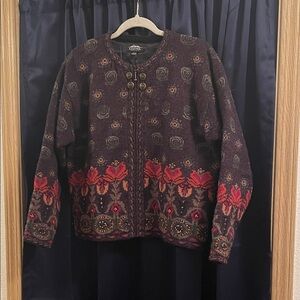 Women’s Icelandic Design full zip wool cardigan. Size Large